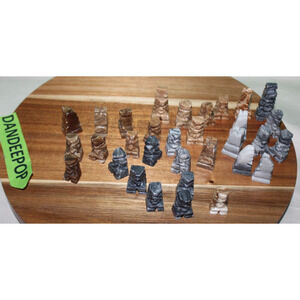 32 Piece Vintage Original Hand Carved Marble Onyx Stone Chess Game Pieces